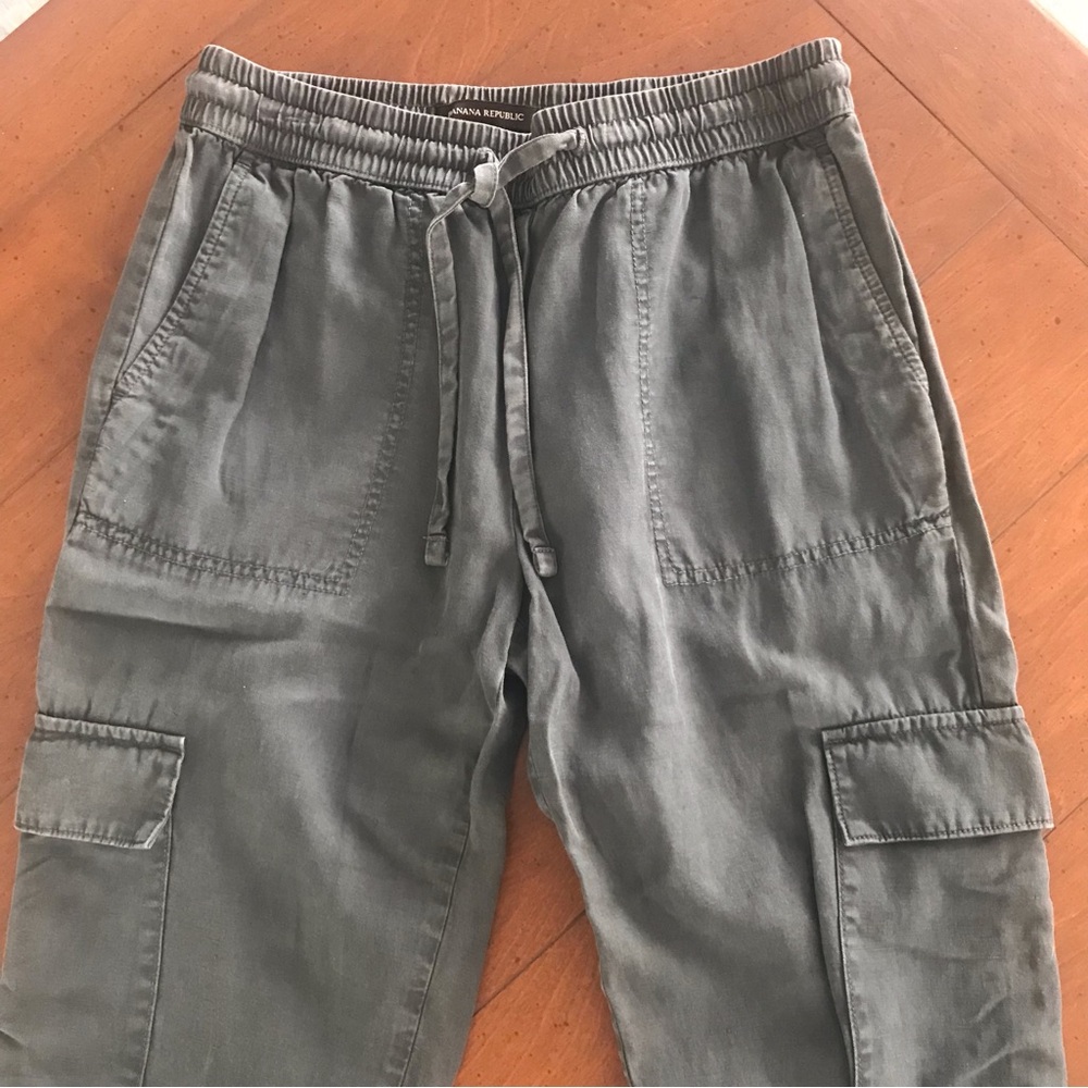 Banana Republic Cargo Pants-Small‎ - Picture 3 of 6